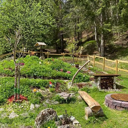 Waldhuette Glueck Auf *