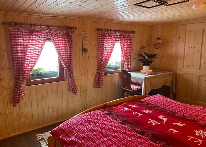 Waldhuette Glueck Auf Dom wakacyjny Notsch bei Bleiberg